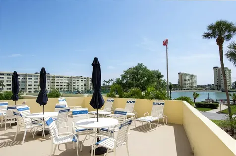 4725 Cove Circle St Petersburg FL 33708