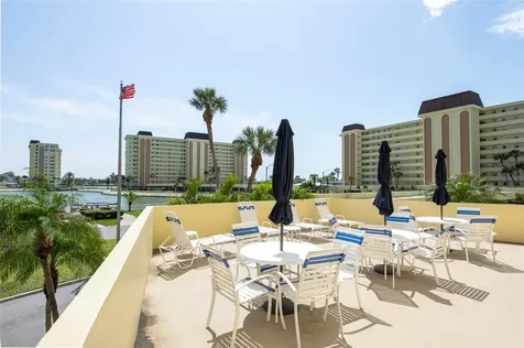 4725 Cove Circle St Petersburg FL 33708