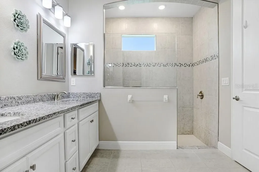 8251 Tea Olive Terrace Palmetto FL 34221