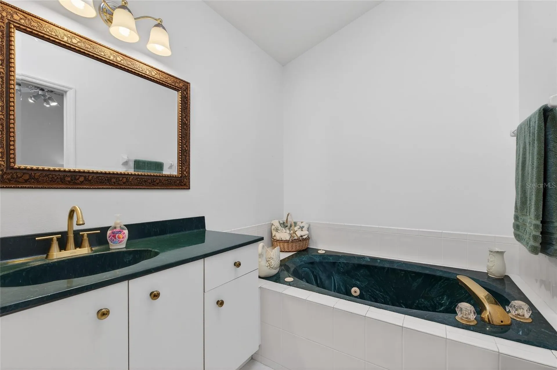 2225 Juanita Drive New Smyrna Beach FL 32168