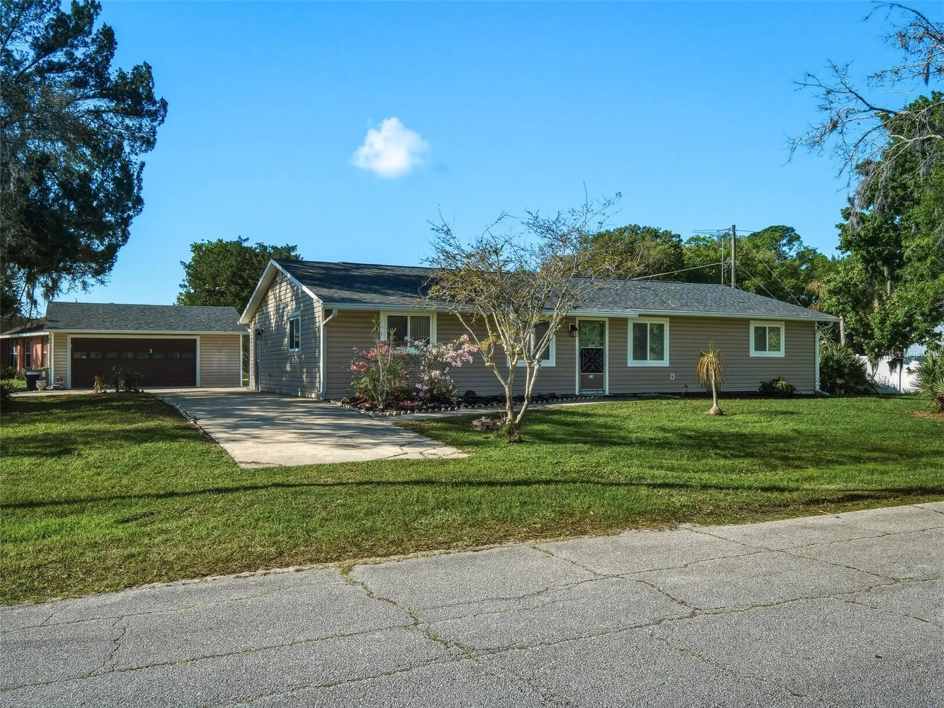 1214 Victory Palm Drive Edgewater FL 32132