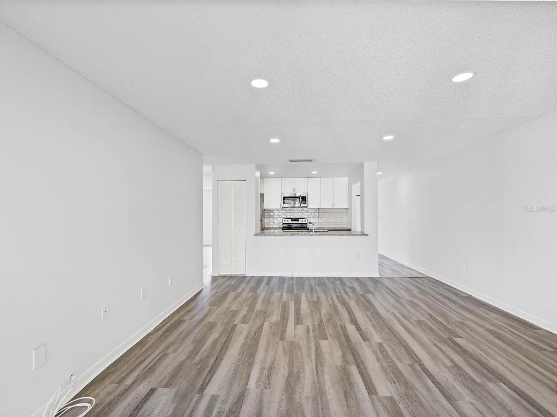 9940 7th Way N St Petersburg FL 33702