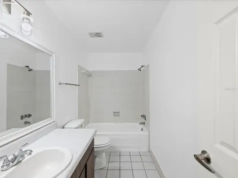 9940 7th Way N St Petersburg FL 33702