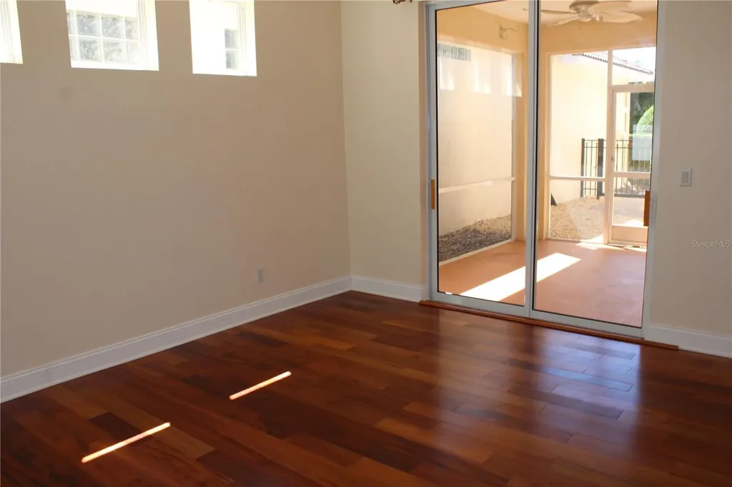 7803 33rd Street E Sarasota FL 34243