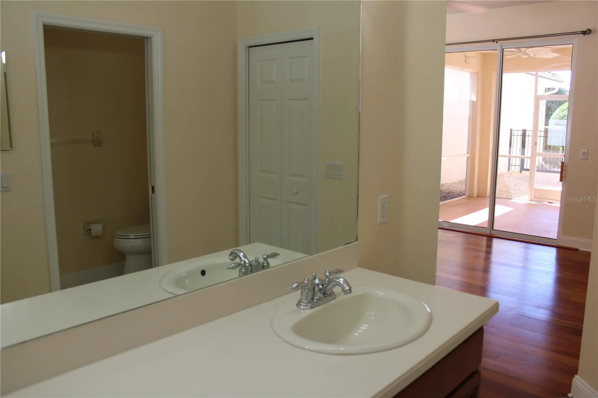 7803 33rd Street E Sarasota FL 34243