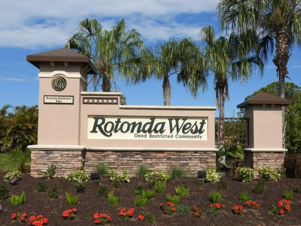 211 Rotonda Boulevard N Rotonda West FL 33947