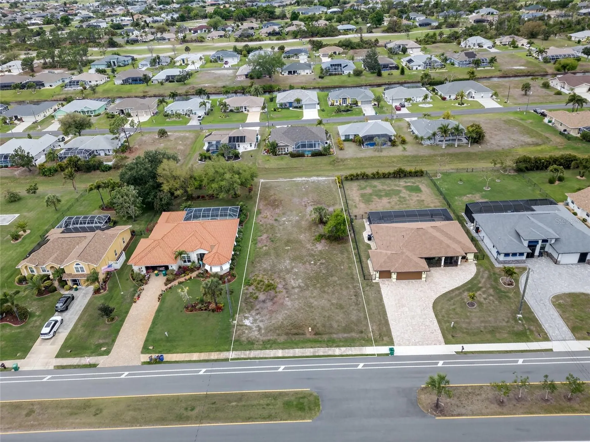 211 Rotonda Boulevard N Rotonda West FL 33947