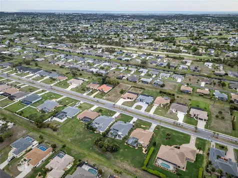 211 Rotonda Boulevard N Rotonda West FL 33947