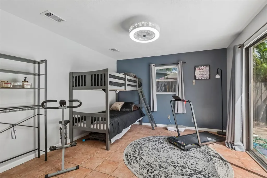 1409 Nelson Avenue Clearwater FL 33755