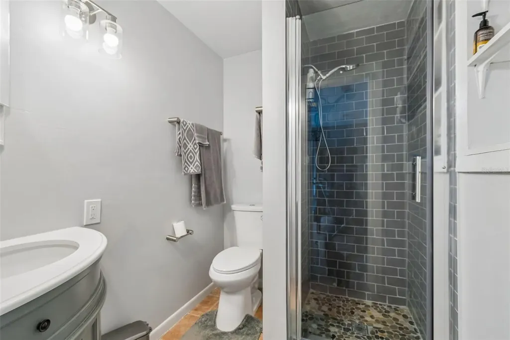 1409 Nelson Avenue Clearwater FL 33755
