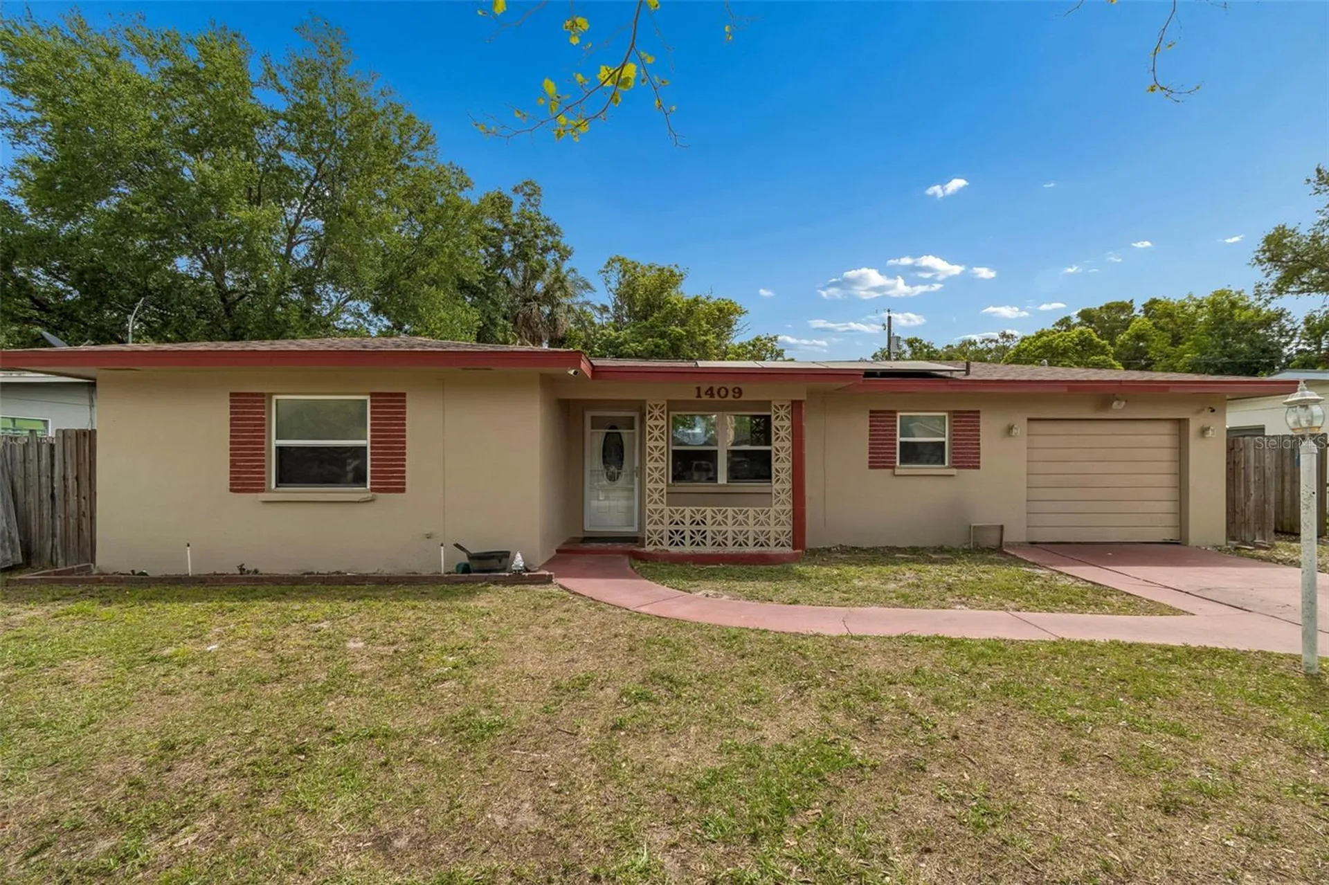 1409 Nelson Avenue Clearwater FL 33755