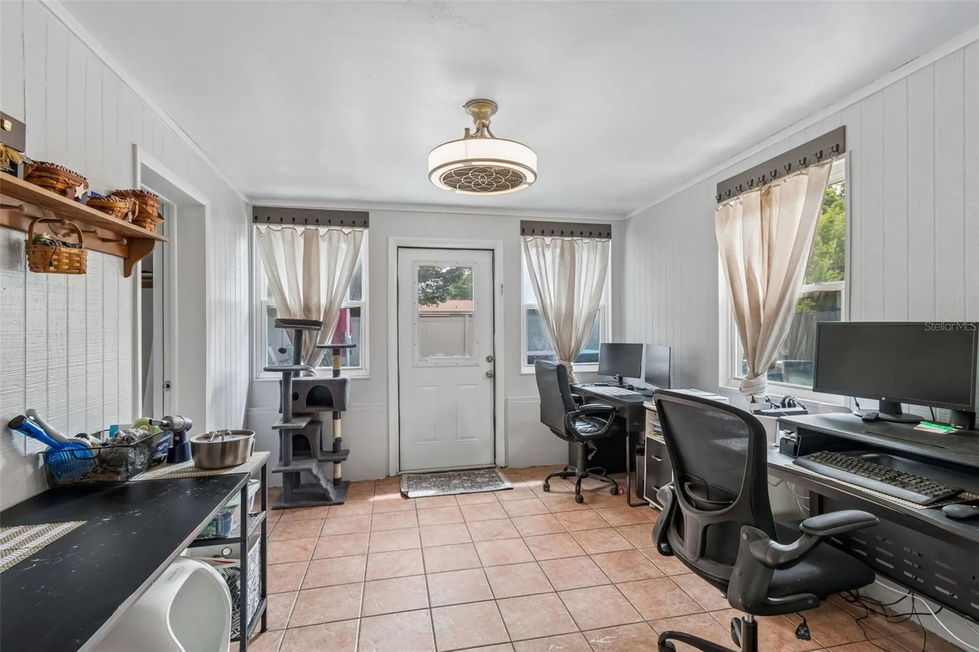 1409 Nelson Avenue Clearwater FL 33755