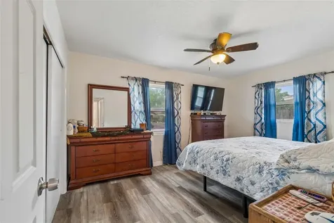 1409 Nelson Avenue Clearwater FL 33755