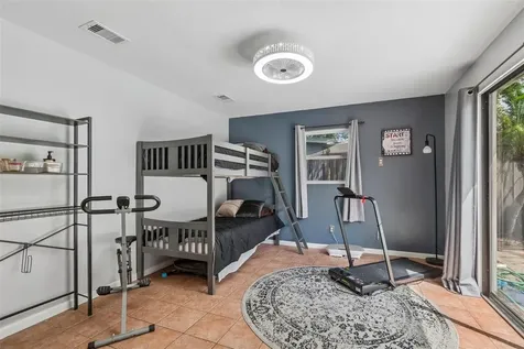 1409 Nelson Avenue Clearwater FL 33755