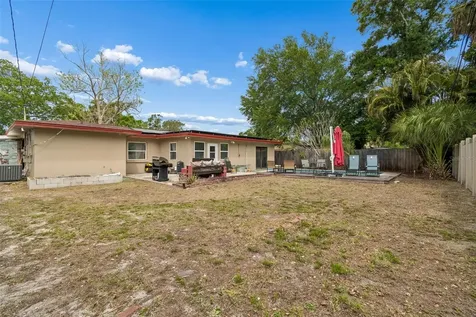 1409 Nelson Avenue Clearwater FL 33755