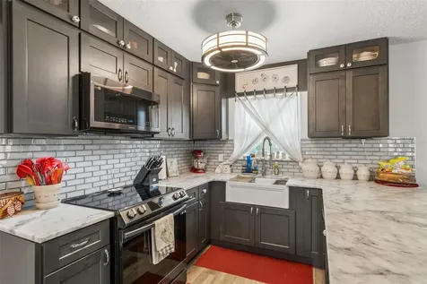 1409 Nelson Avenue Clearwater FL 33755