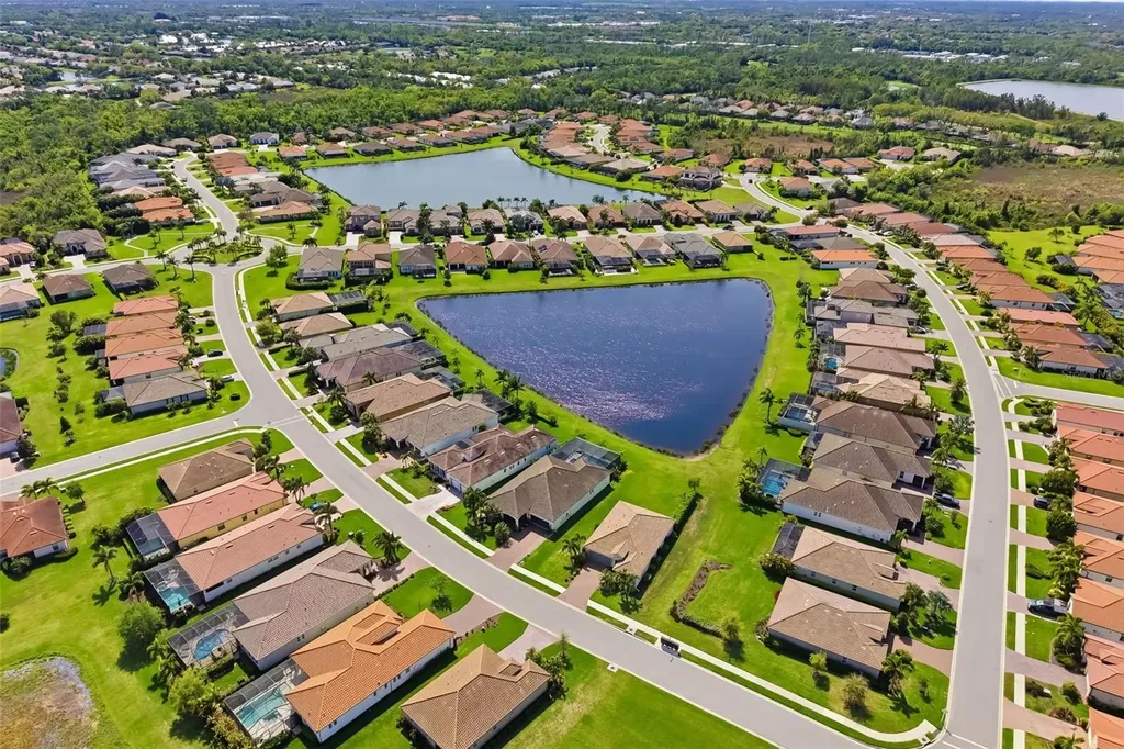 10107 Carnoustie Place Bradenton FL 34211