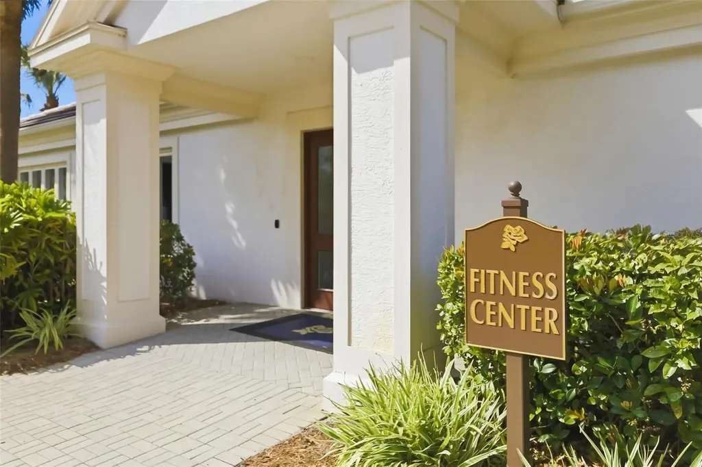 10107 Carnoustie Place Bradenton FL 34211