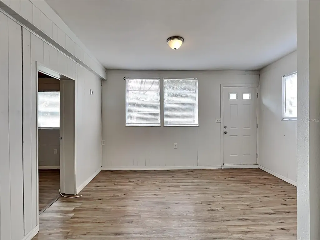 307 S Montgomery Avenue Deland FL 32720
