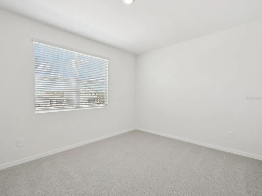 9009 Venetia Court Palmetto FL 34221