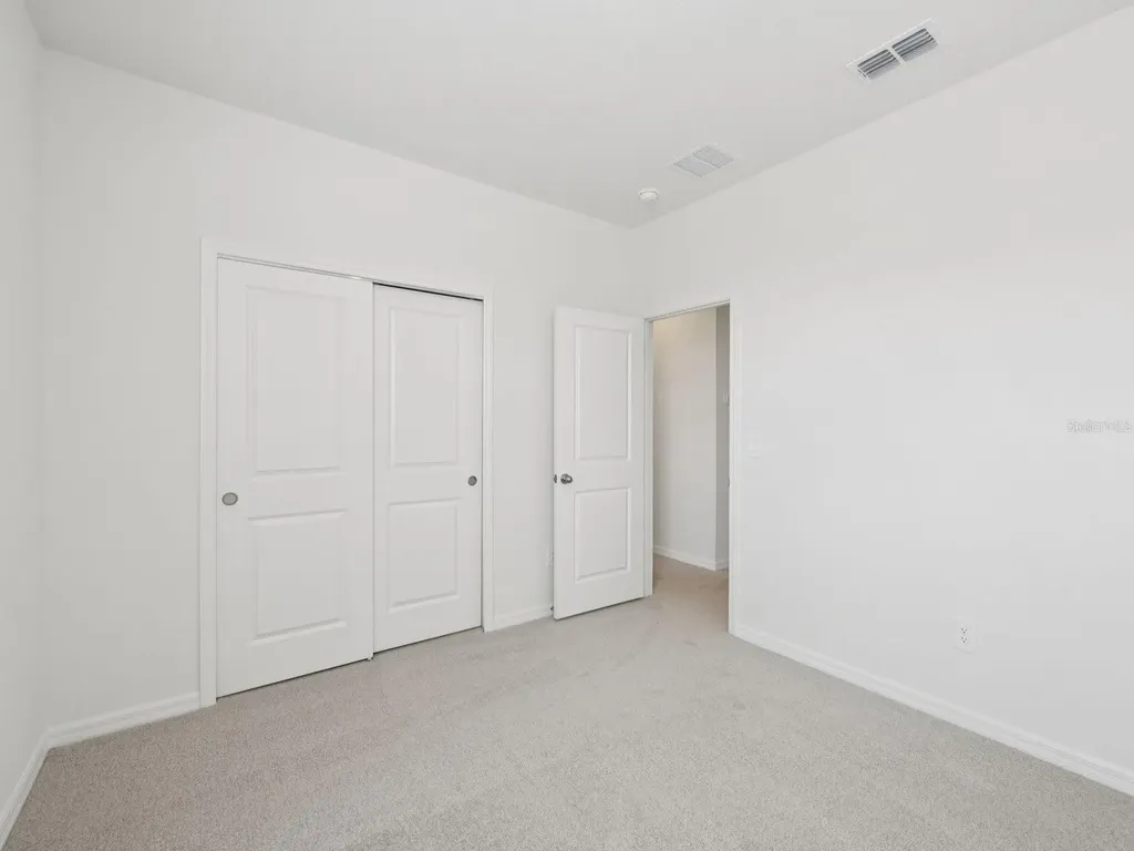 9009 Venetia Court Palmetto FL 34221