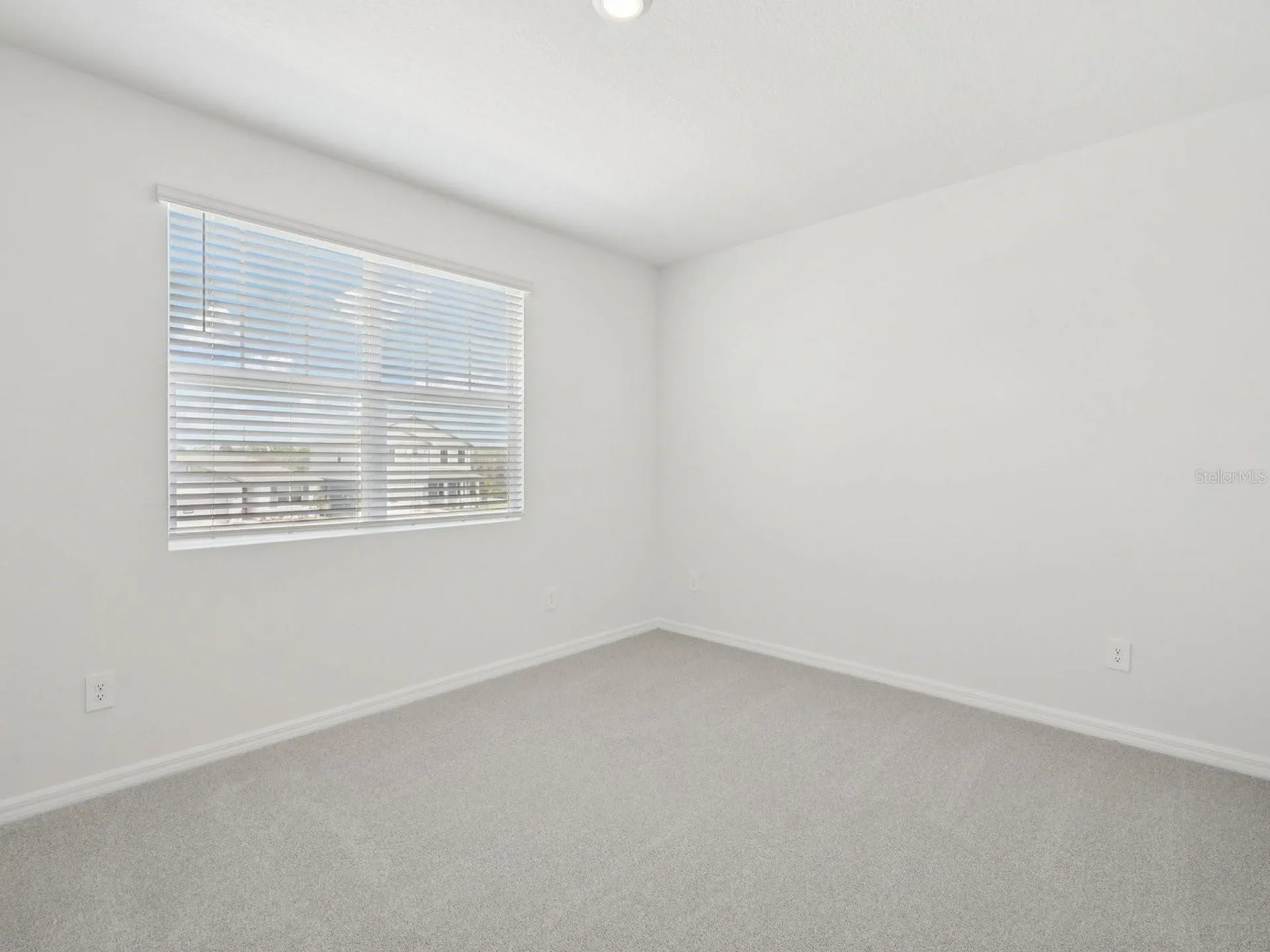 9009 Venetia Court Palmetto FL 34221