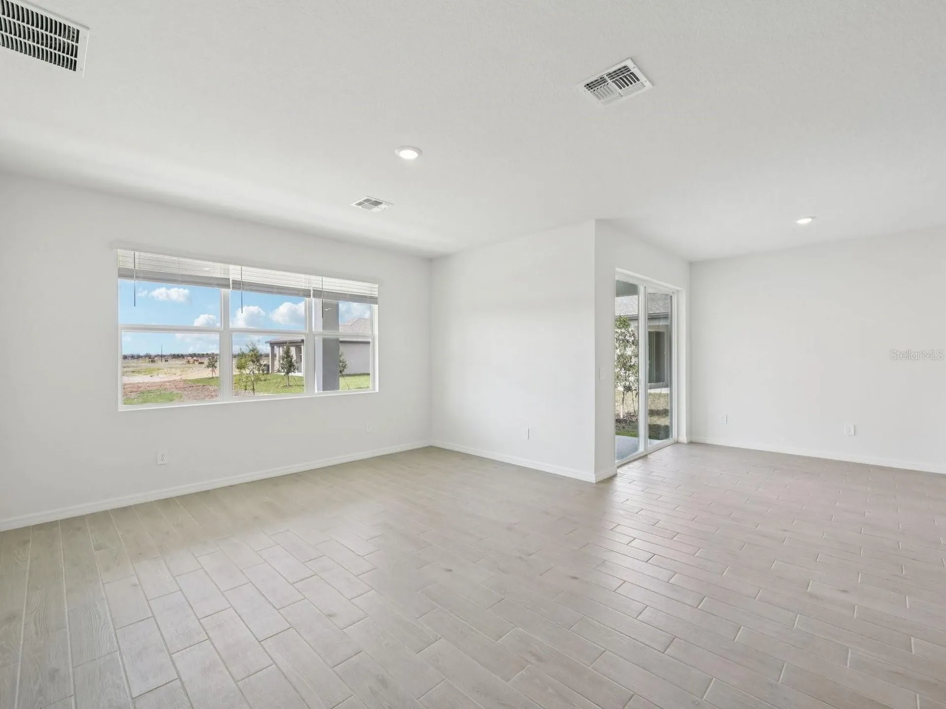 9009 Venetia Court Palmetto FL 34221