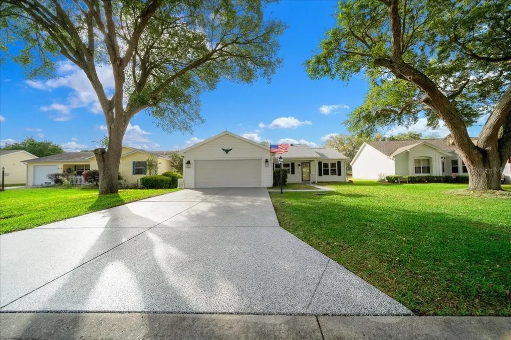 936 Orchid Street Lady Lake FL 32159
