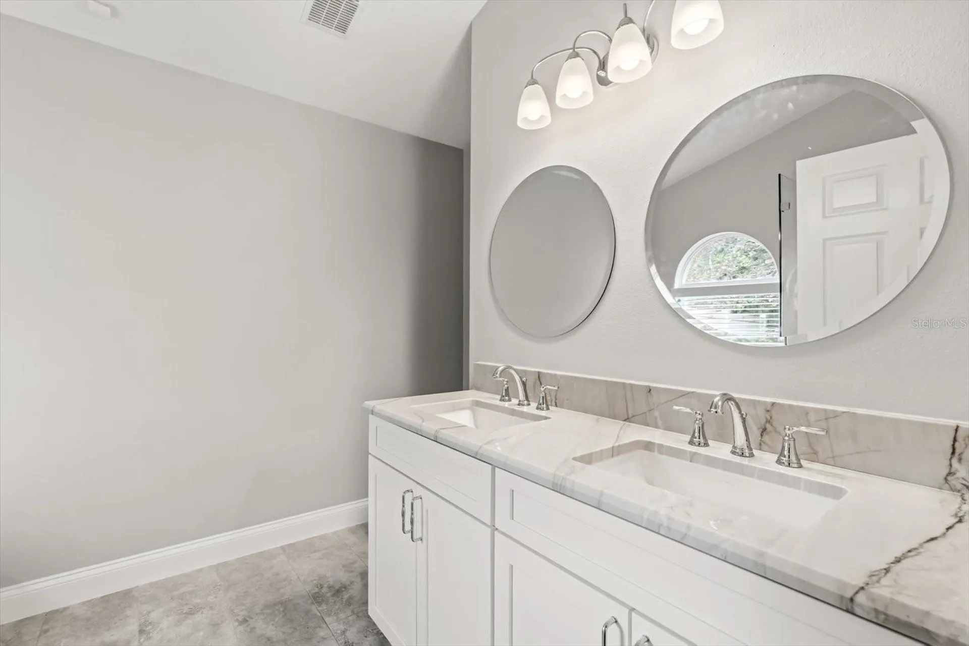 5544 Misty Wood Court Oviedo FL 32765