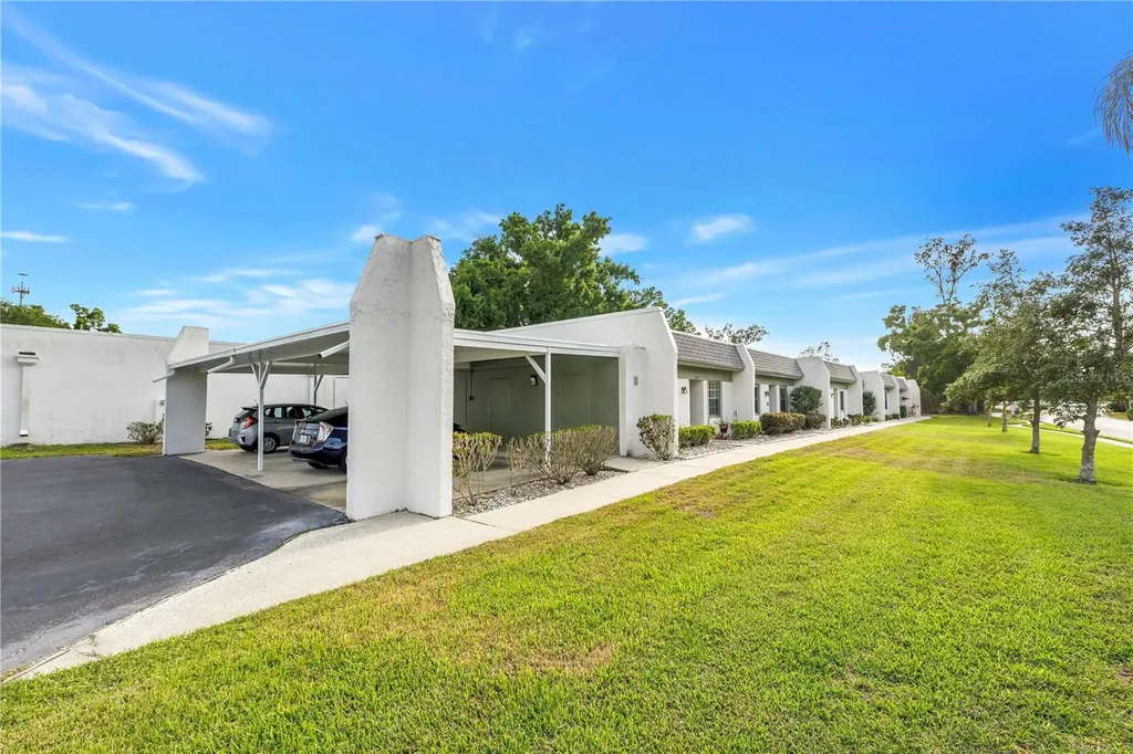 4774 Lake Boulevard Clearwater FL 33762