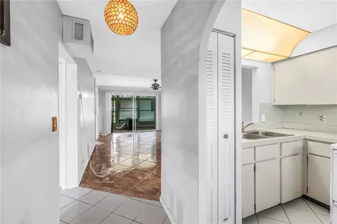 4774 Lake Boulevard Clearwater FL 33762