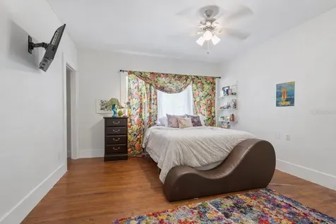 18708 NW 242nd Street High Springs FL 32643