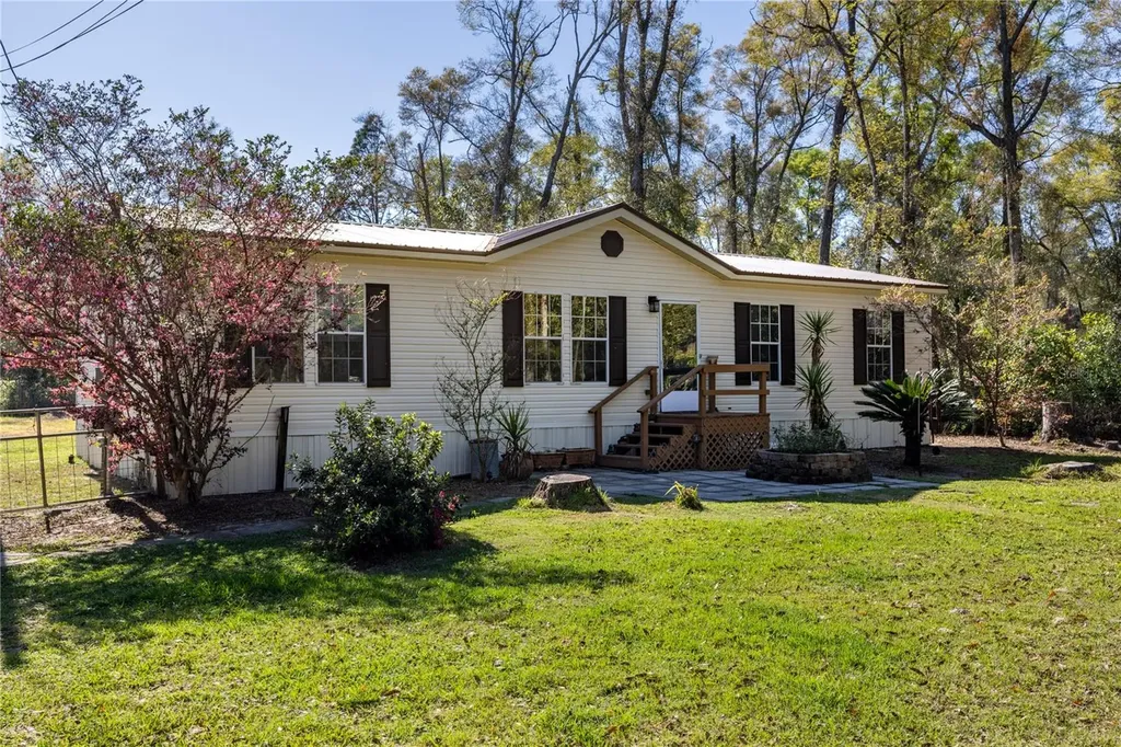 16564 NW 85th Terrace Fanning Springs FL 32693