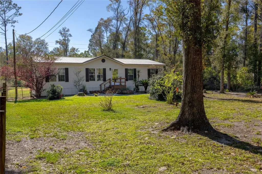 16564 NW 85th Terrace Fanning Springs FL 32693