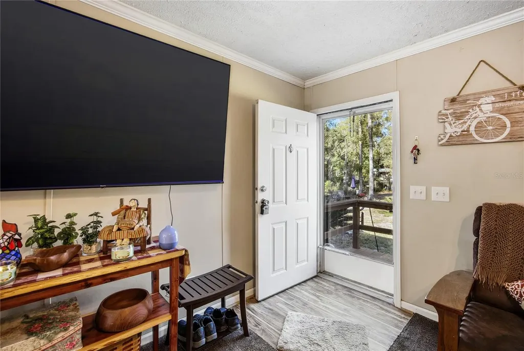 16564 NW 85th Terrace Fanning Springs FL 32693