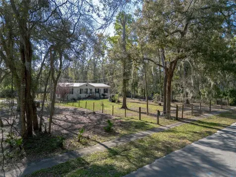 16564 NW 85th Terrace Fanning Springs FL 32693
