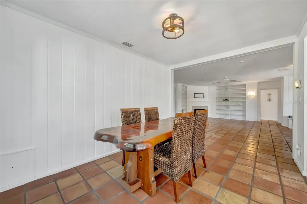 4237 Higel Avenue Sarasota FL 34242