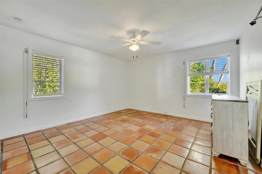 4237 Higel Avenue Sarasota FL 34242