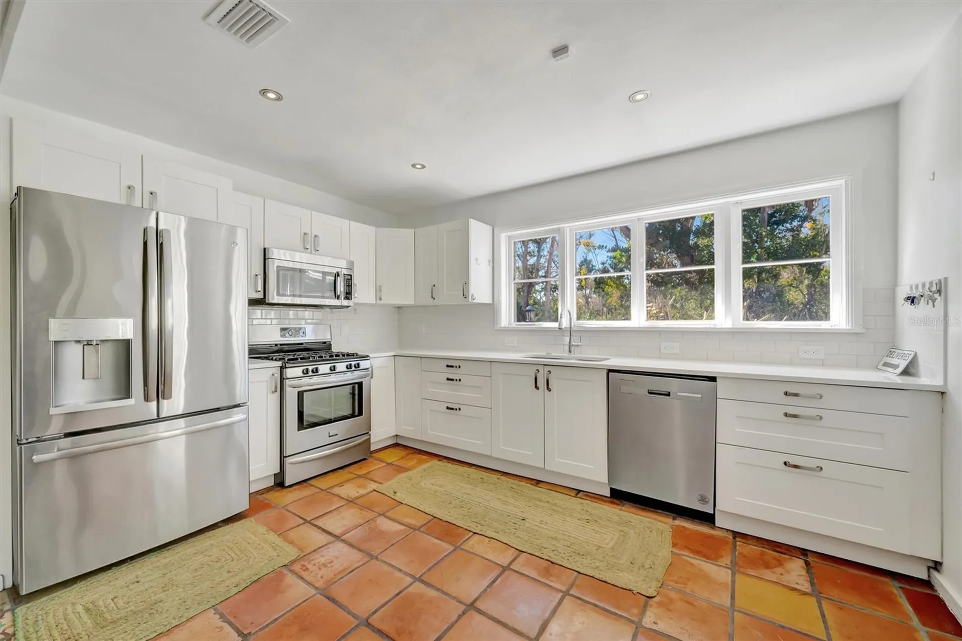 4237 Higel Avenue Sarasota FL 34242