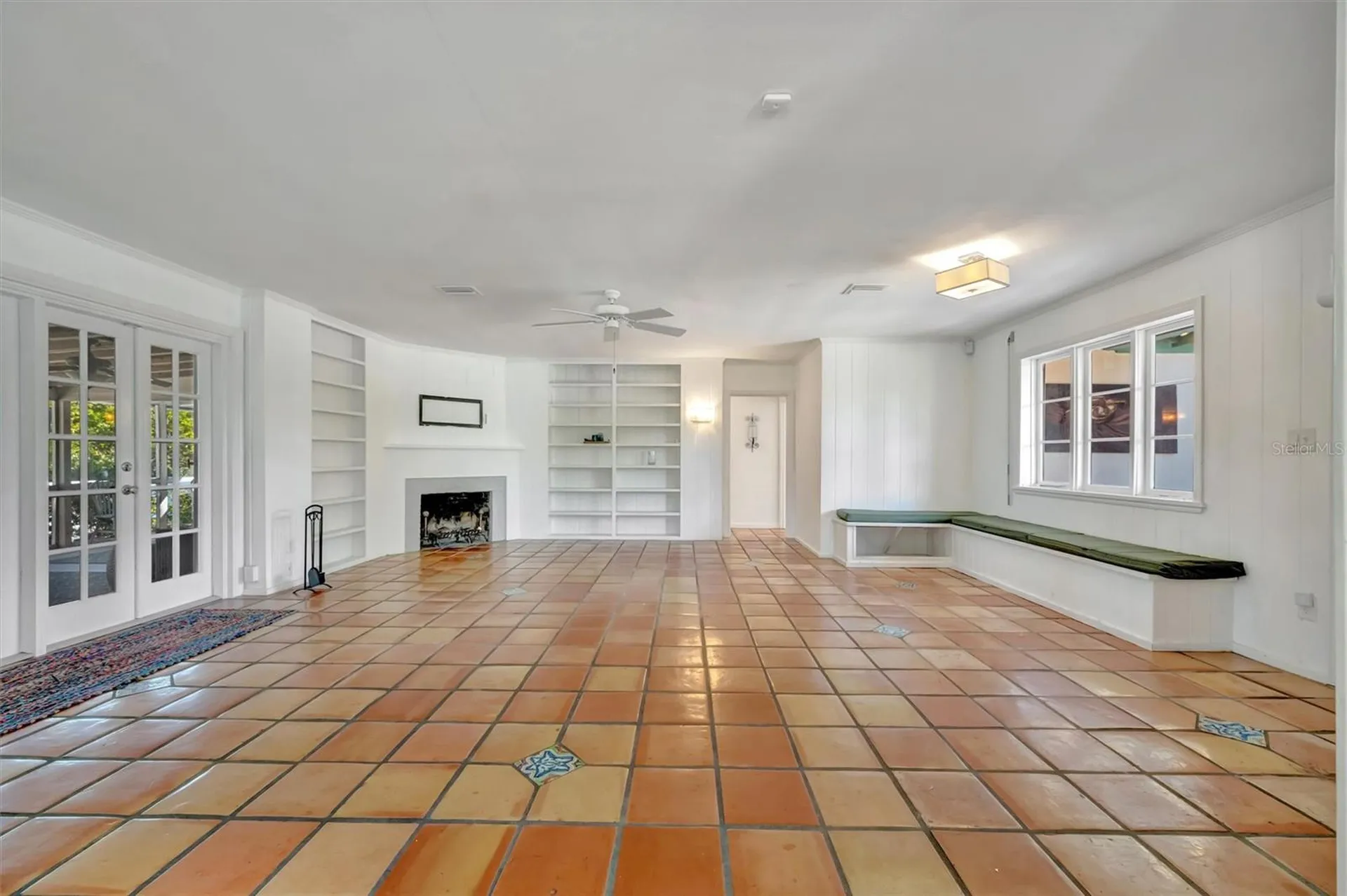 4237 Higel Avenue Sarasota FL 34242