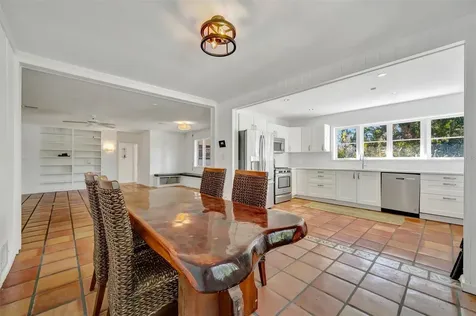 4237 Higel Avenue Sarasota FL 34242