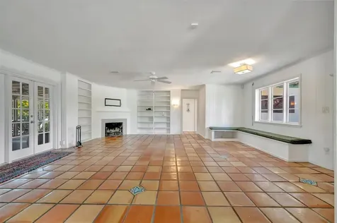 4237 Higel Avenue Sarasota FL 34242
