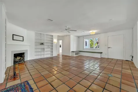 4237 Higel Avenue Sarasota FL 34242