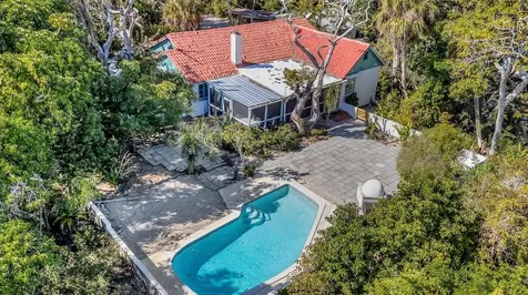 4237 Higel Avenue Sarasota FL 34242