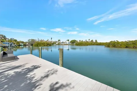 4237 Higel Avenue Sarasota FL 34242