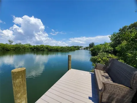 4237 Higel Avenue Sarasota FL 34242