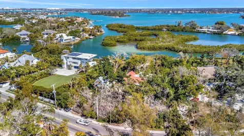 4237 Higel Avenue Sarasota FL 34242