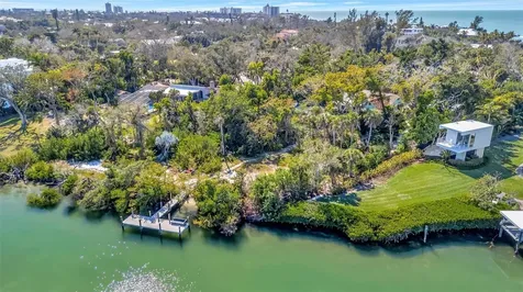 4237 Higel Avenue Sarasota FL 34242