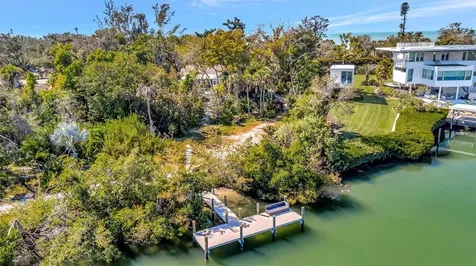 4237 Higel Avenue Sarasota FL 34242