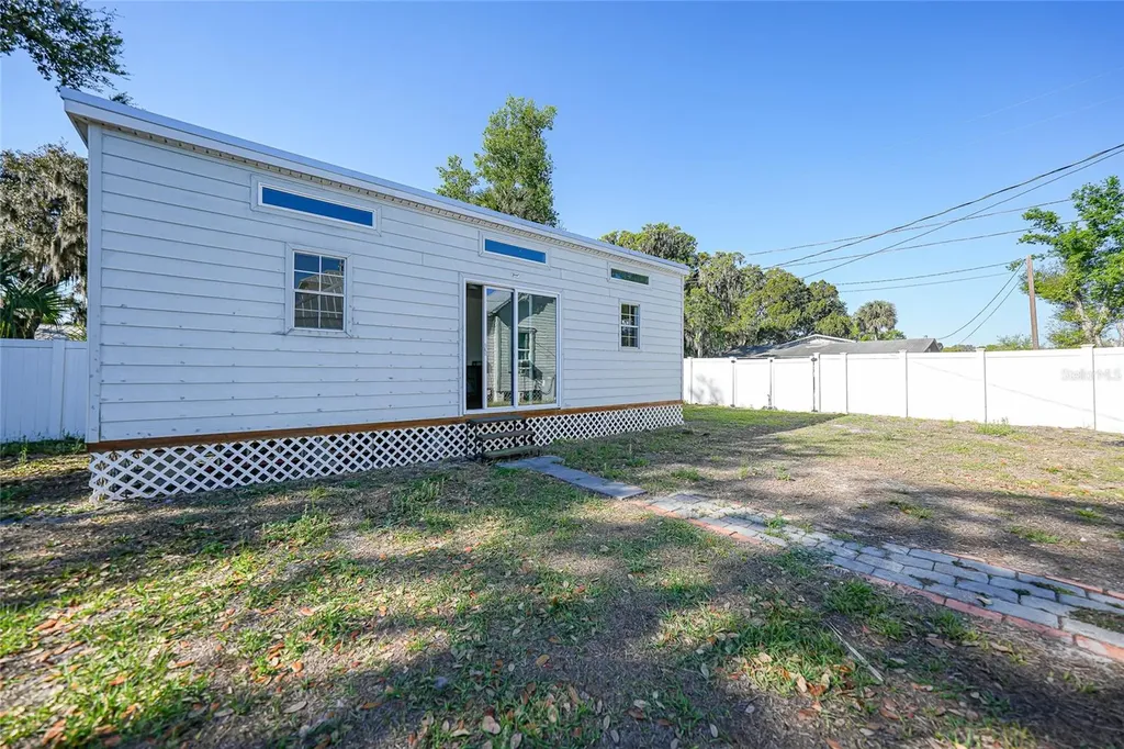 127 5th Street W Zolfo Springs FL 33890